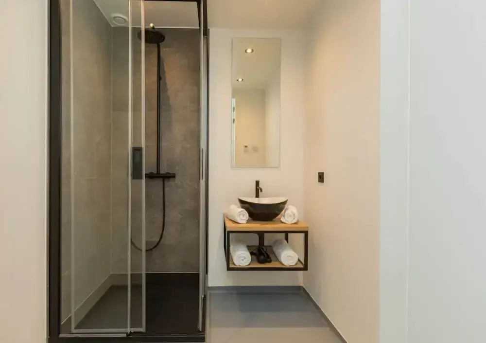 Unique apartment, located on the Oosterschelde and marina of Sint Annaland