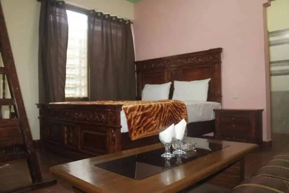 Rose Mount Hotel