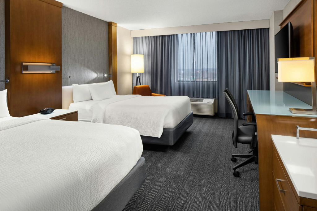 Courtyard by Marriott Minneapolis Downtown