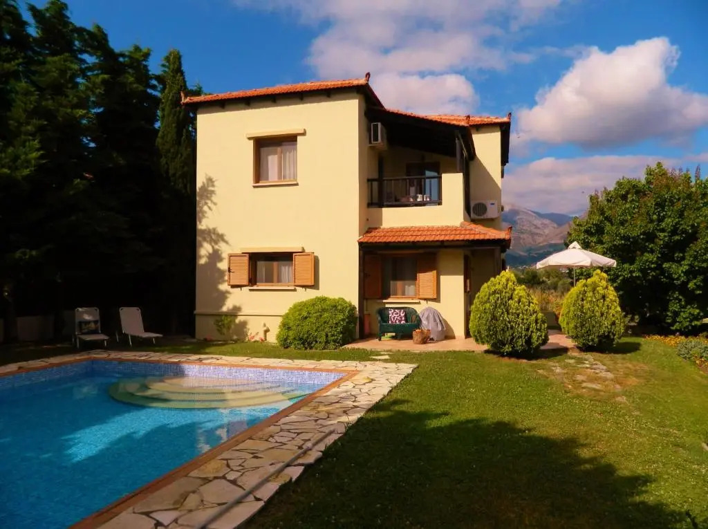 Crete Family Villas