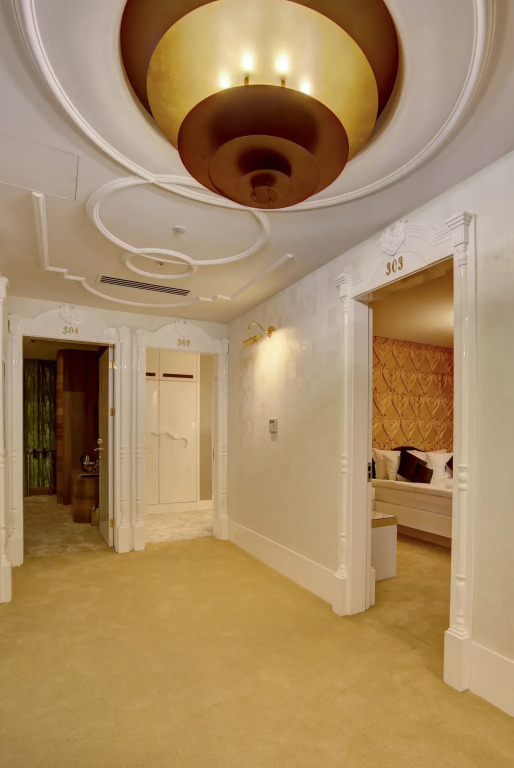 Golden Pars Hotel