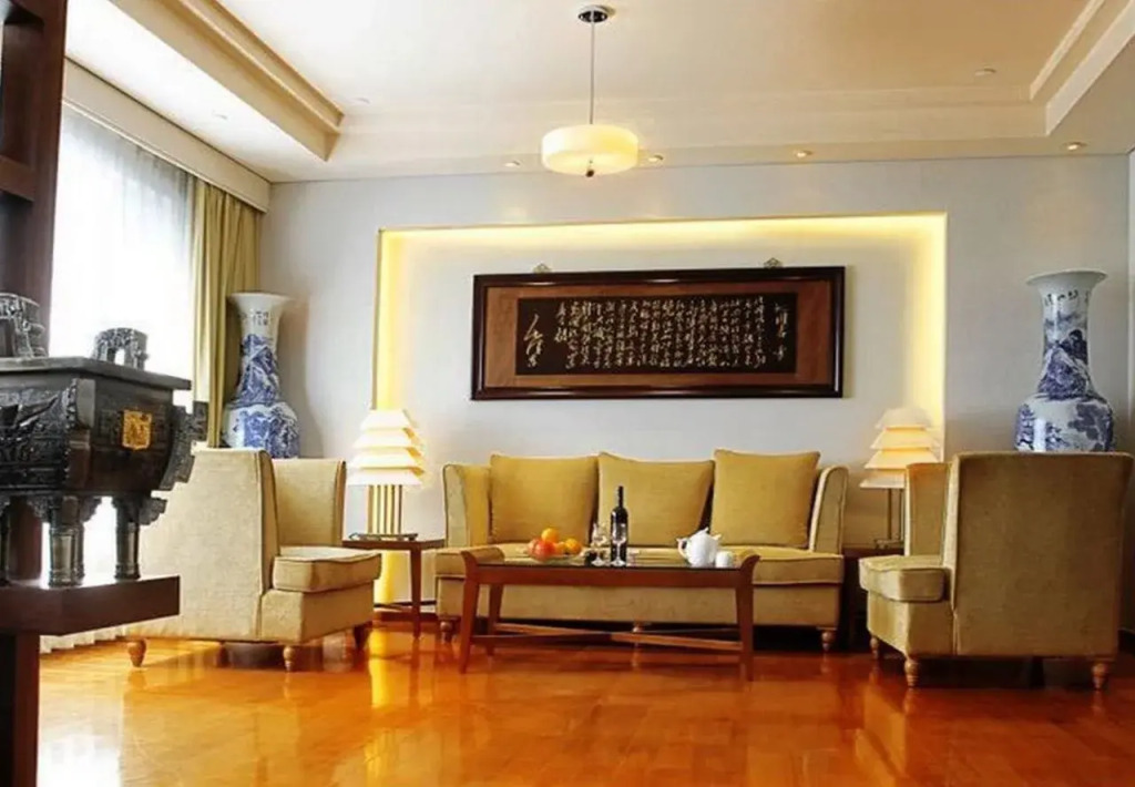 Rich View Hotel