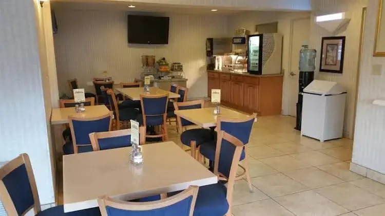 Holiday Inn Express Half Moon Bay