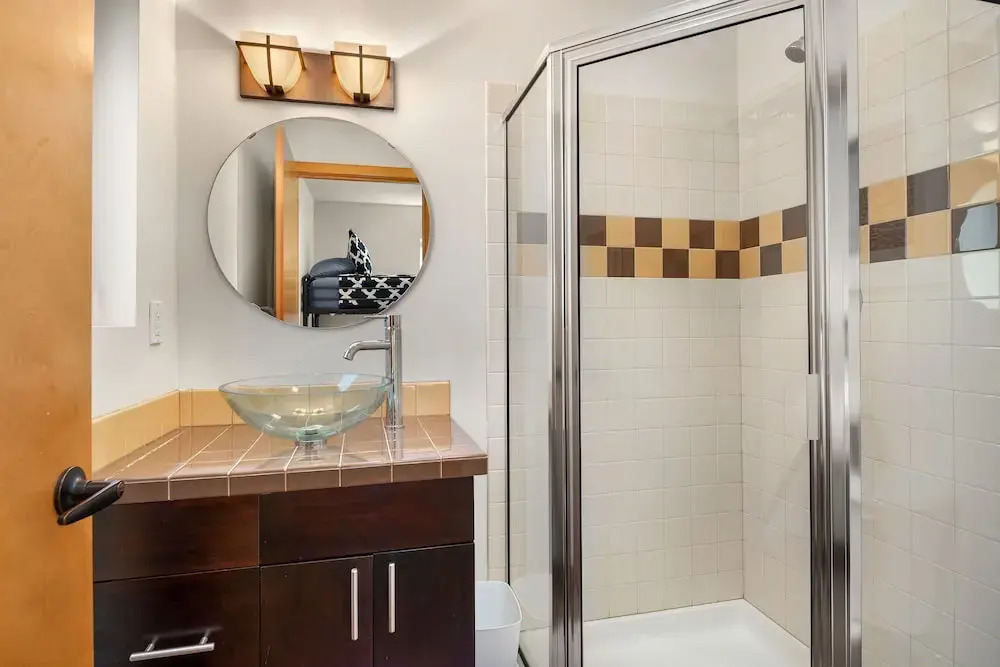 Seattle Vacation Home-18th Ave Townhome