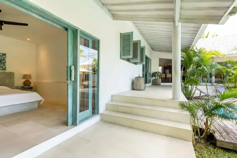 3BR Charming Villa 2 Minutes From Berawa Beach