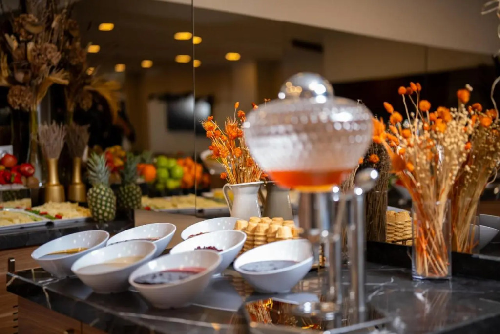 Mari Suites Hotel