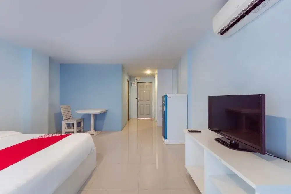 V Place Apartment