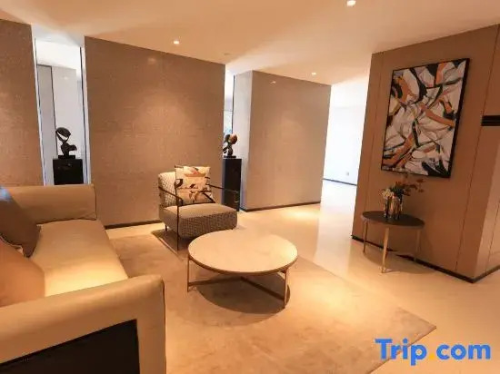 Guanggu International Apartment