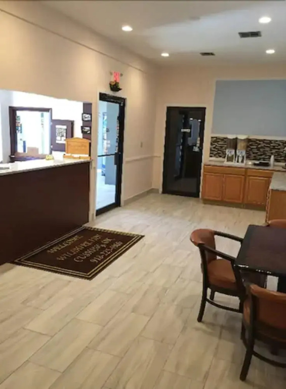 Wilshire Inn