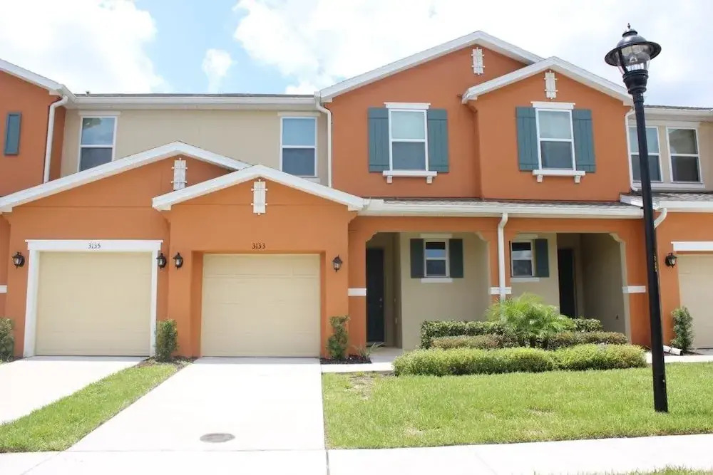 ACO FUN – 4 bd Townhome (1610)