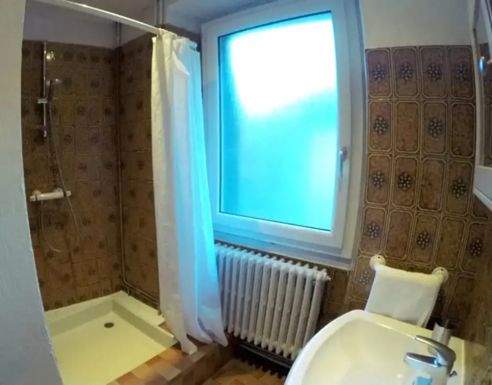 House With 9 Bedrooms in Bagnères-de-luchon, With Wonderful Mountain View and Wifi - 500 m From the Slopes
