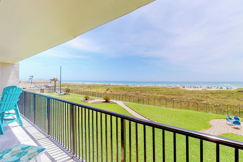 Gulf-view Condo w/ Perks: Suntide III - Unit 205