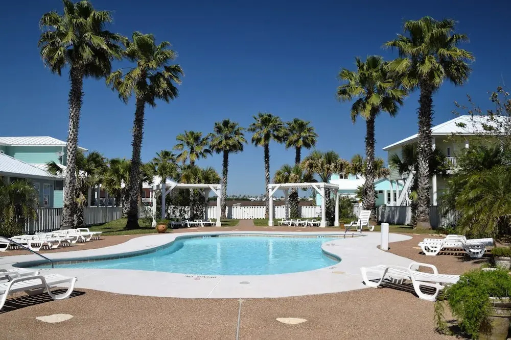 Paradise Palms - Four Bedroom Home
