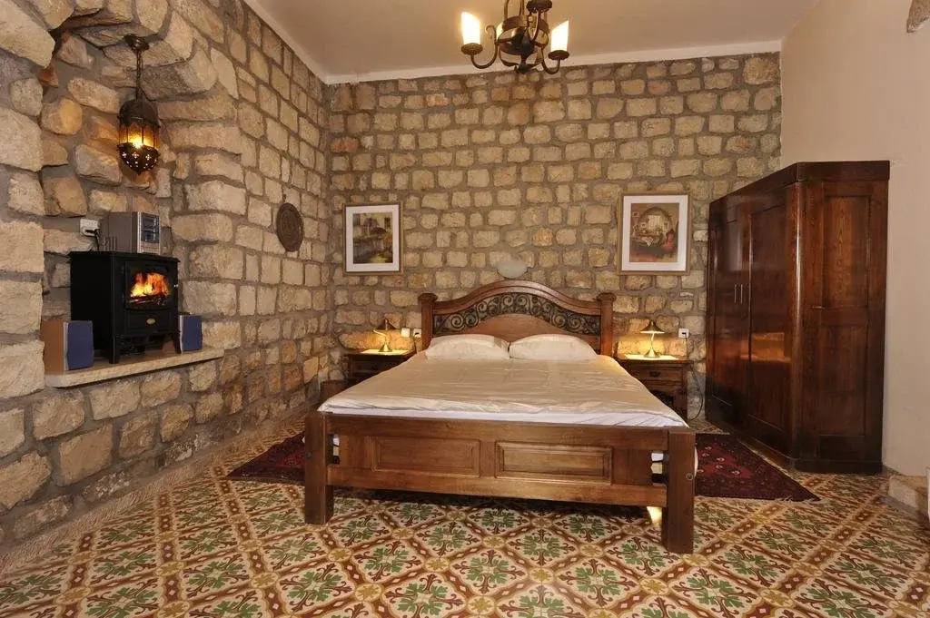Hameiri Estate