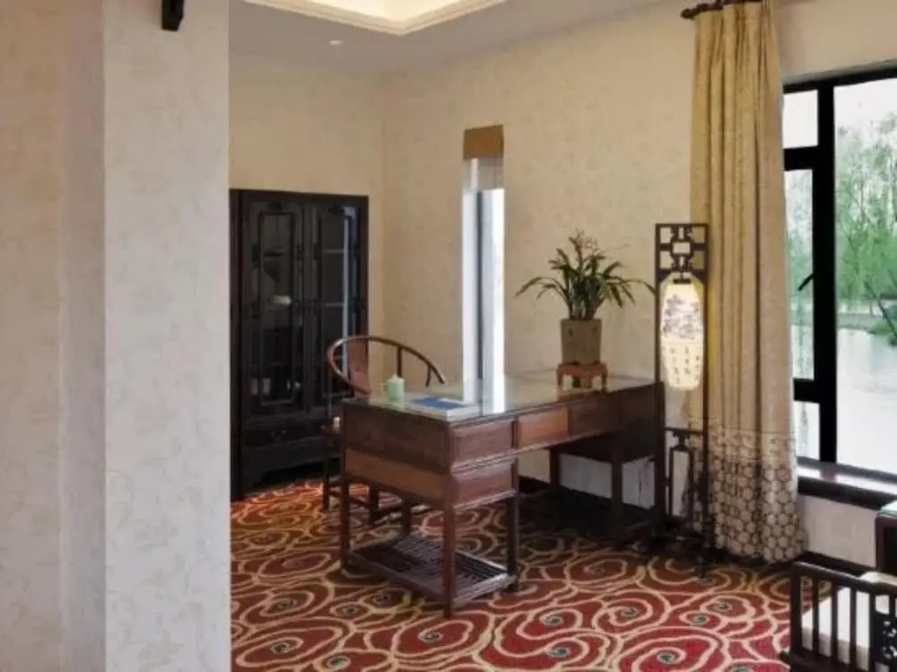 Yayuan Garden Holiday Hotel