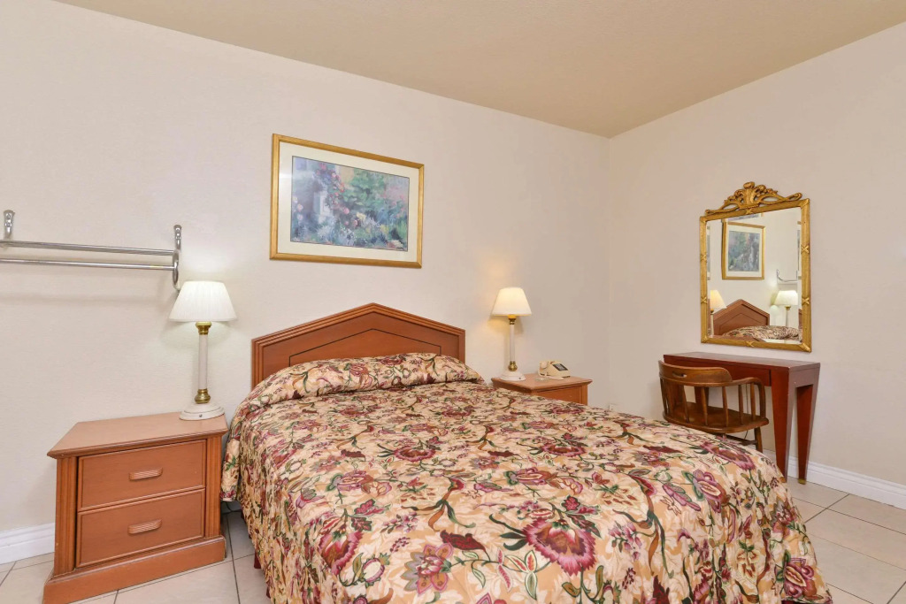 Rodeway Inn Stockton Highway 99