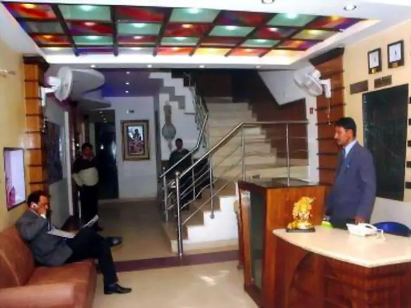 Hotel Karat 87 by OYO Rooms