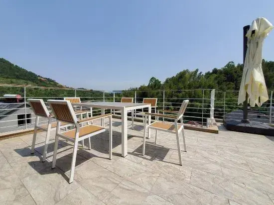 Tongcheng Shangmen No.8 Guesthouse