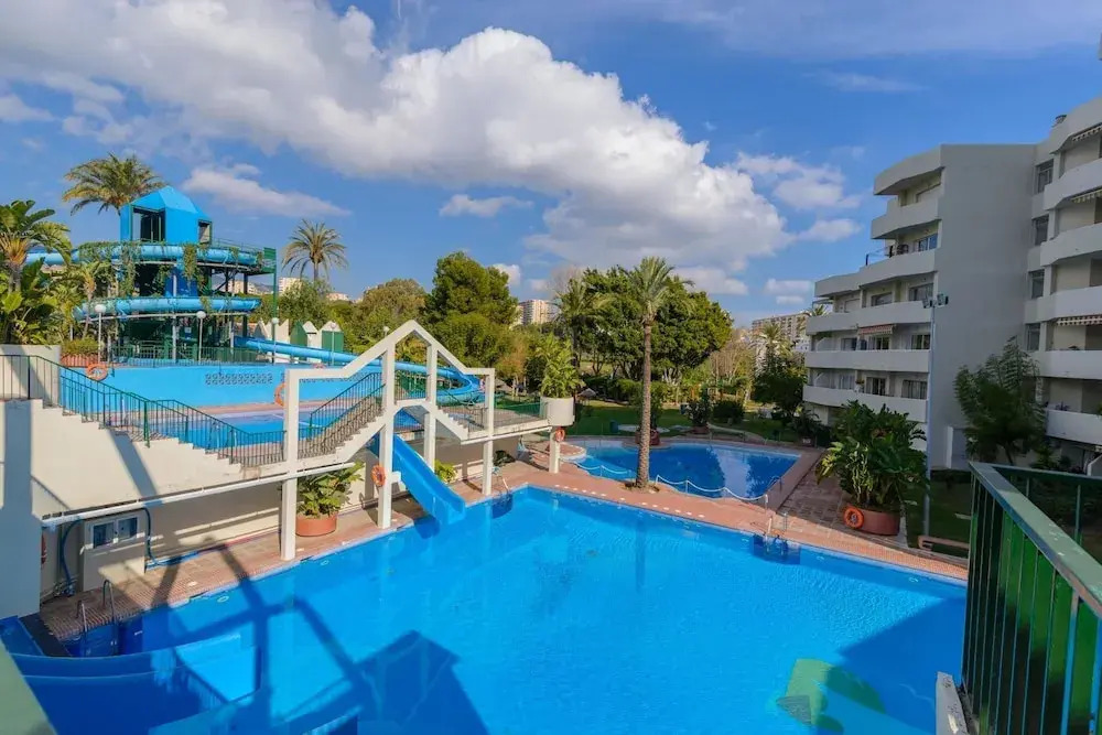 Benal Beach 907 - First Line Beach 2BR Apartment in Benal Beach Resort with Water park.