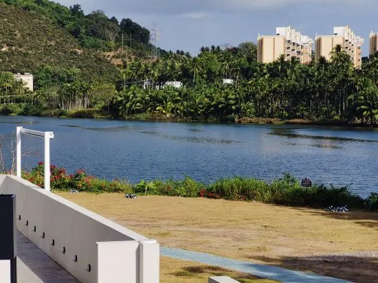 Sanya Haitang Bay Wilderness Pastoral Homestay Hi King Camp