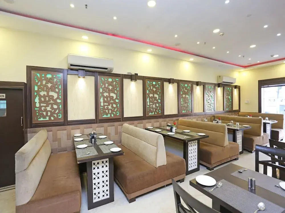 OYO 987 Hotel Pawan Putra
