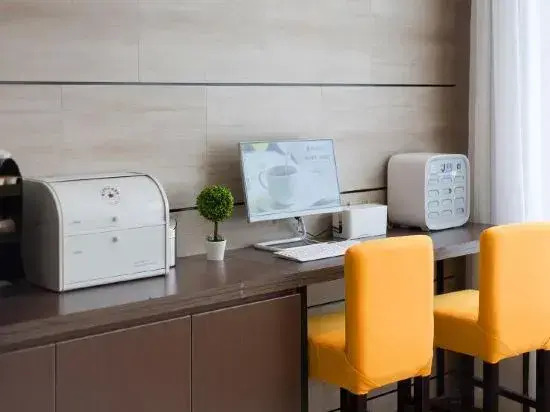 Homeinn Plus (Shijiazhuang Zhengding Airport)