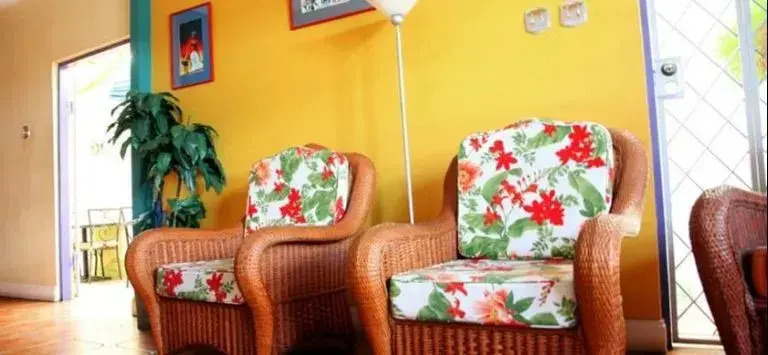Forty Winks Inn