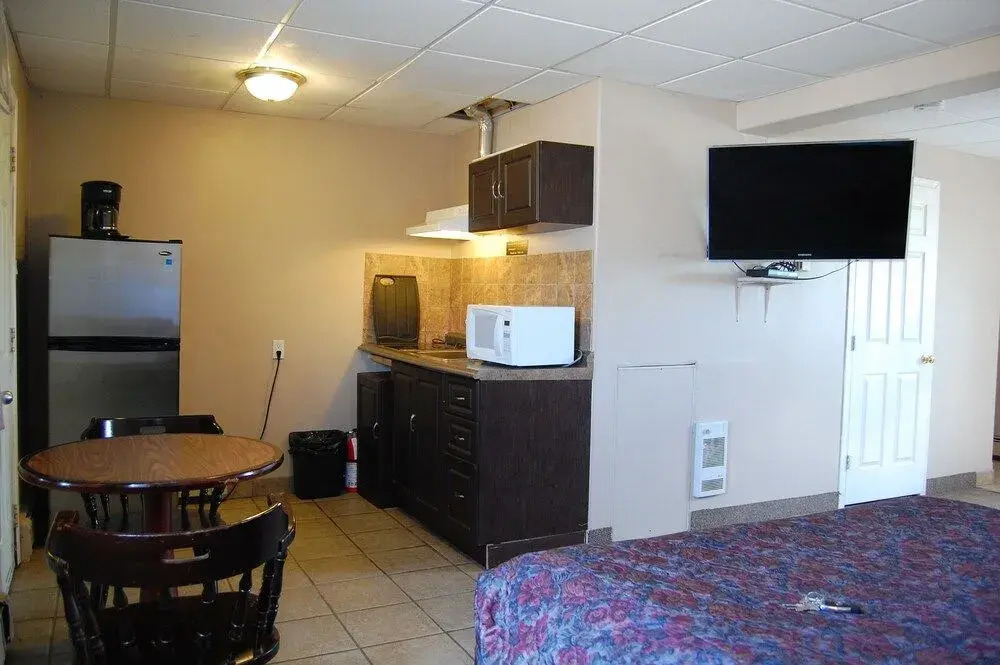 Coronation Motel