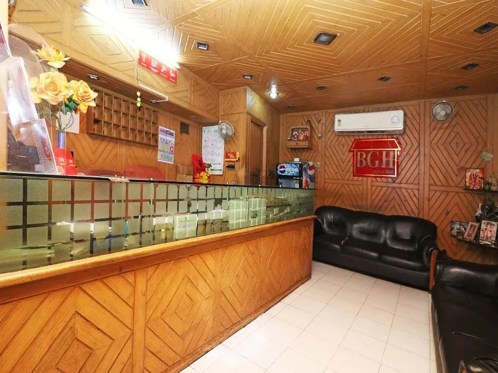 OYO 14232 Behala Guest House