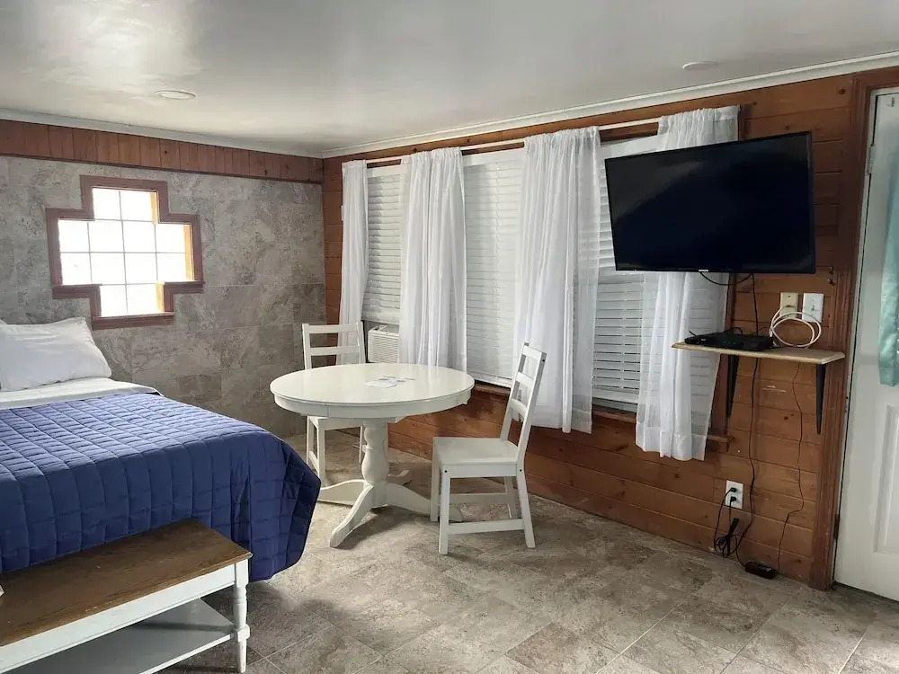 Nautical Motel