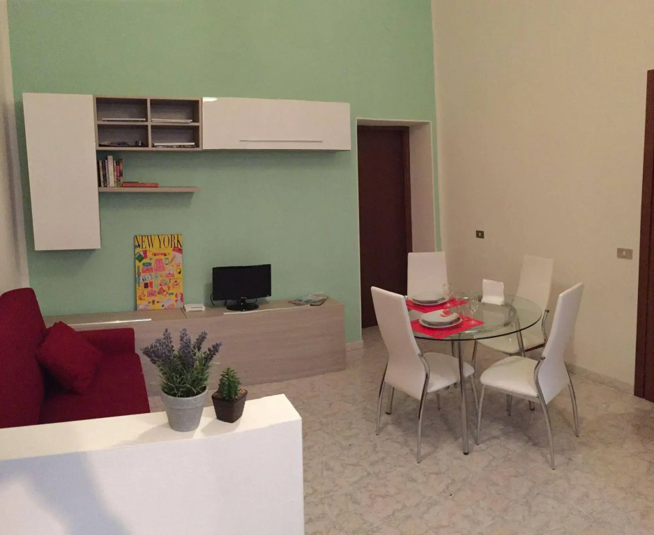 At Home - Navigli