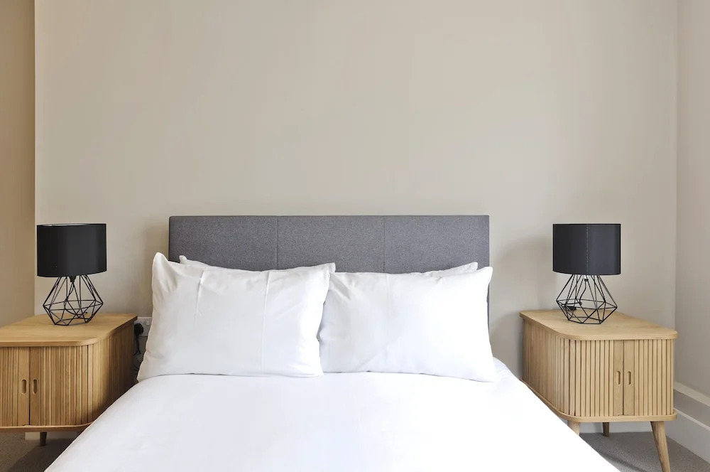 Immaculate new Apartment in Chelsea by Underthedoormat