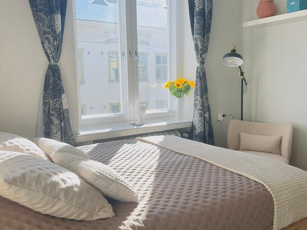 Premium Studio Apartment in the City