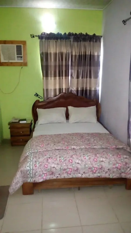 Zeepee Place Hotel