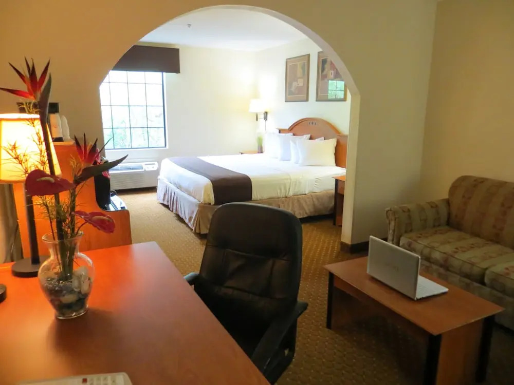 Best Western Fort Stewart Inn & Suites