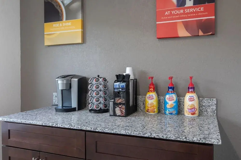Motel 6-Greenville, SC - I-85 Near Downtown