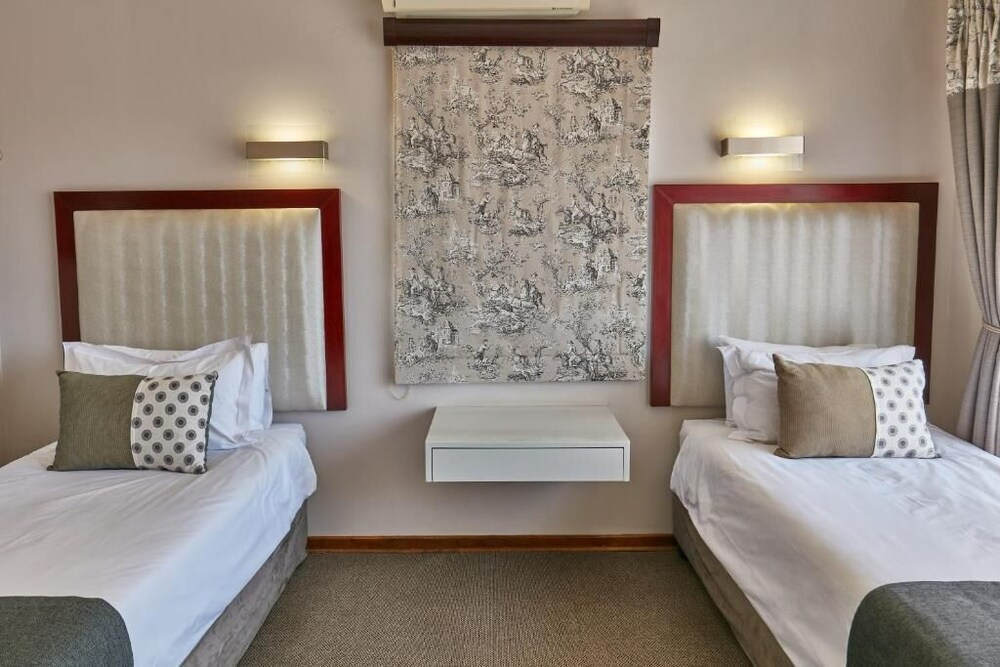 Golden Crystal Hotel