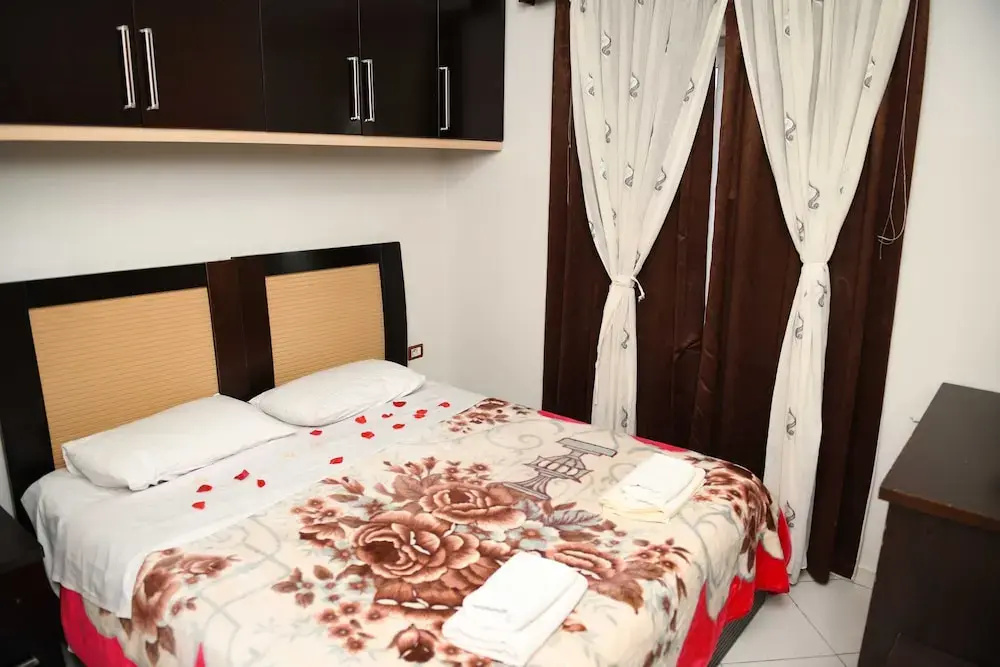 Hotel Bardhi