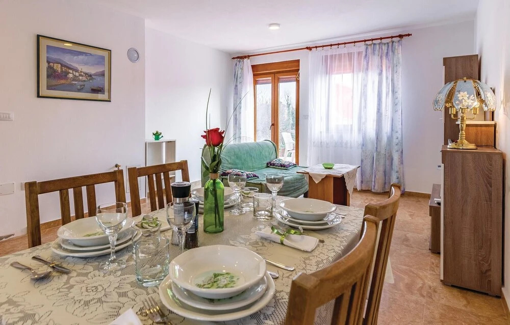 Stunning Apartment in Pula With Wifi and 2 Bedrooms