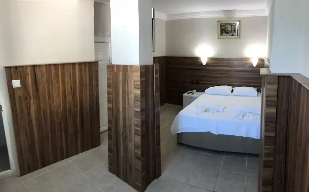 Yakamoz Otel