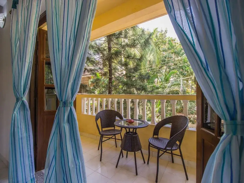 OYO 12134 Home Luxury Studio Calangute