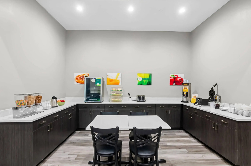 Quality Suites Houston NW Cy-Fair