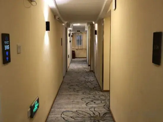 Beijing Yunyi Hotel (Anheqiao North Subway Station, Eighth Medical Center, PLA General Hospital)