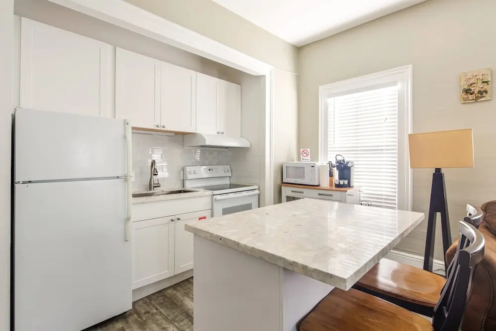 Sky Suites Retreat by Brightwild 2 Stunning Condos