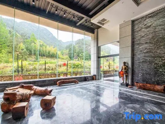 Xianju Shiyingjie Humanistic Hotel
