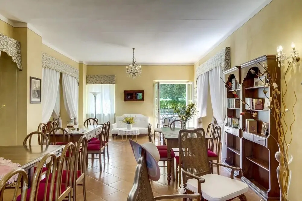 Elegant villa in the UNESCO Val dOrcia area of Tuscany
