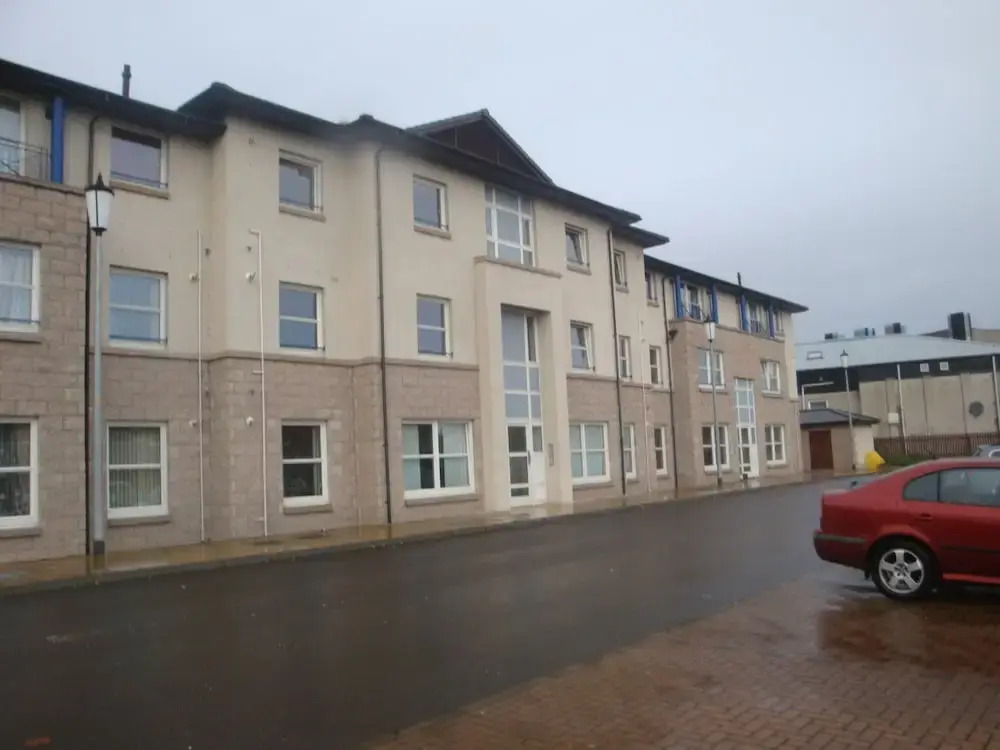 Riverside Gardens Apartment