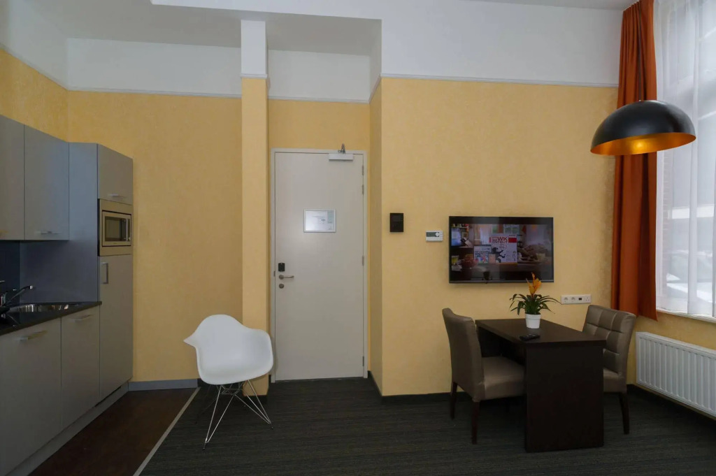 Golden Mansion Apartment Hotel