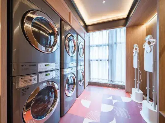 Orange Hotel (Changsha SongyaLake WuyuePlaza)