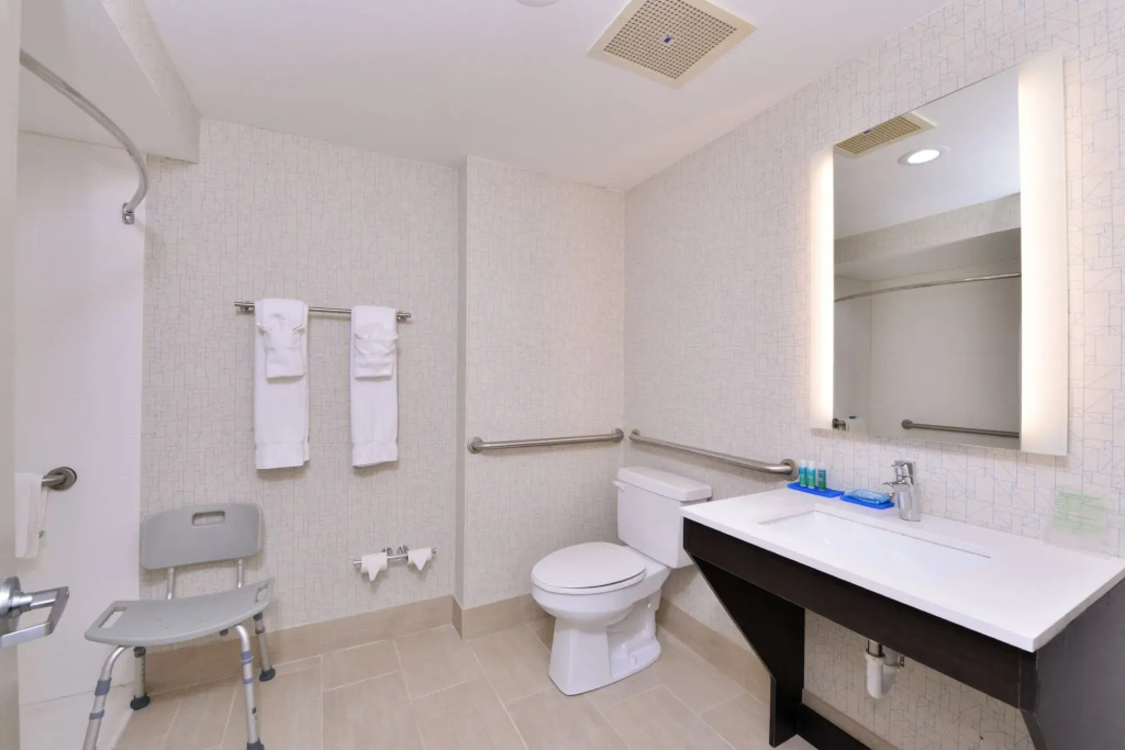 Holiday Inn Express Mystic by IHG